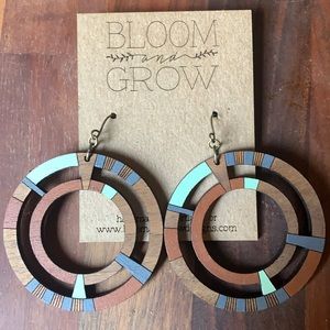Wood earrings
